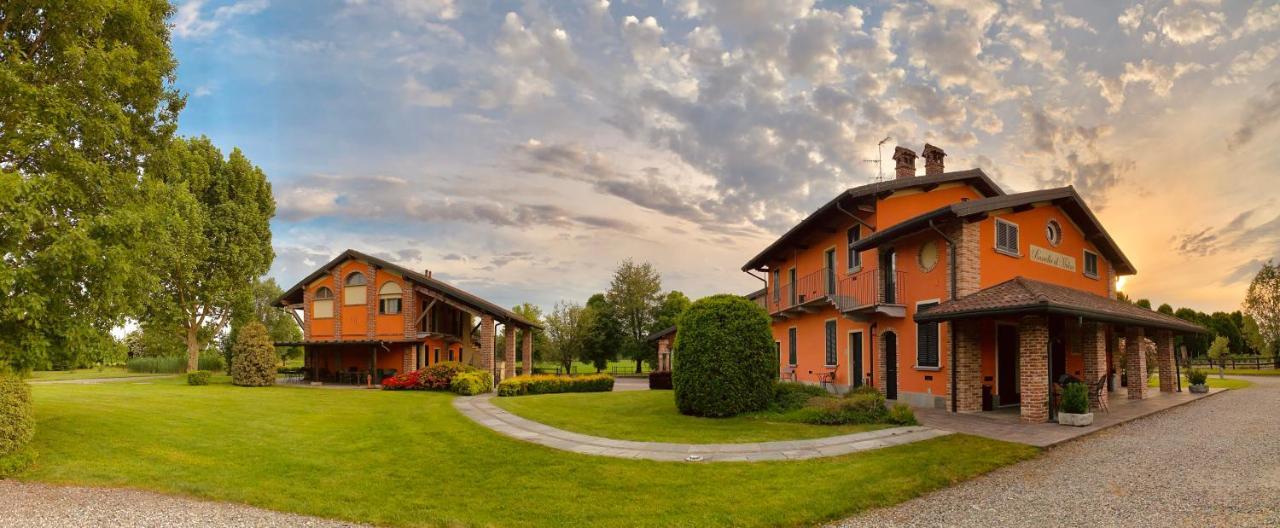 Villa Barcella Al Mulino à Robecco sul Naviglio Extérieur photo